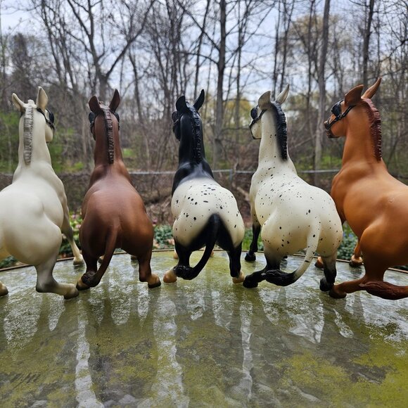 Black Horse Ranch Breyer Balking Mules RARE special run - Picture 6 of 12
